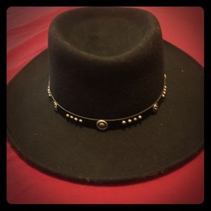 Men’s Lite Felt Hat called “the gambler”